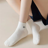 5 Pairs Letter Print Socks Comfy & Breathable Sports Short Socks Women's Stockings & Hosiery Soft & Comfy All-match Short Socks - Waraqah